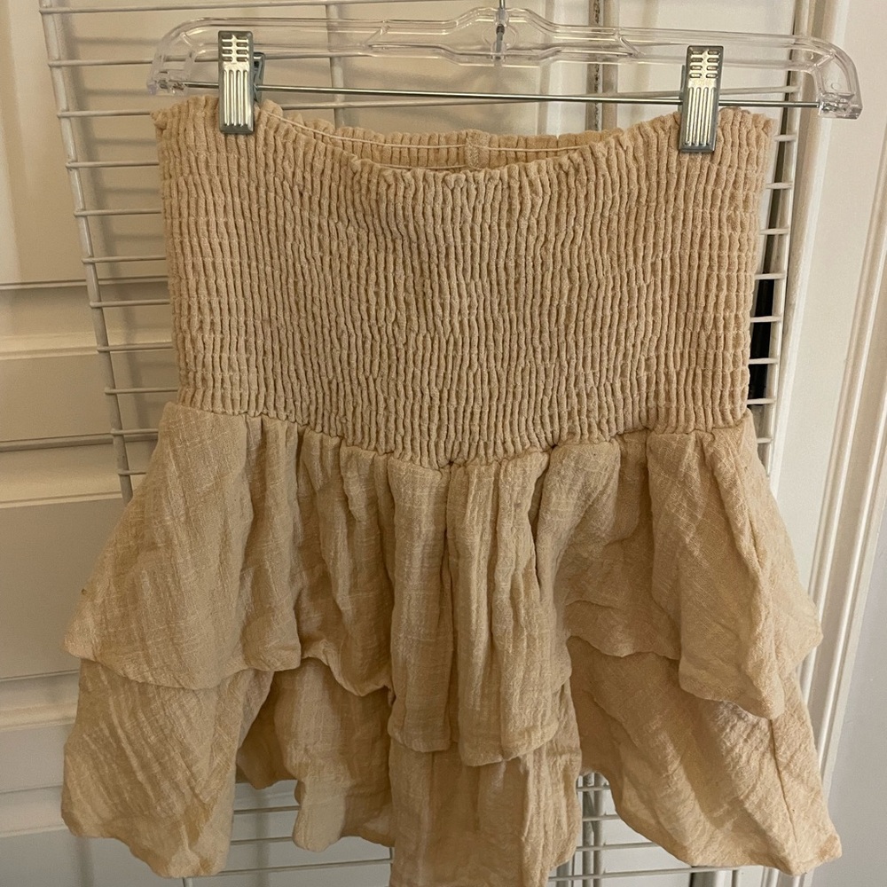one size tan/cream skort